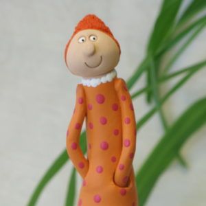 Pièce unique en faïence personnage décoratif