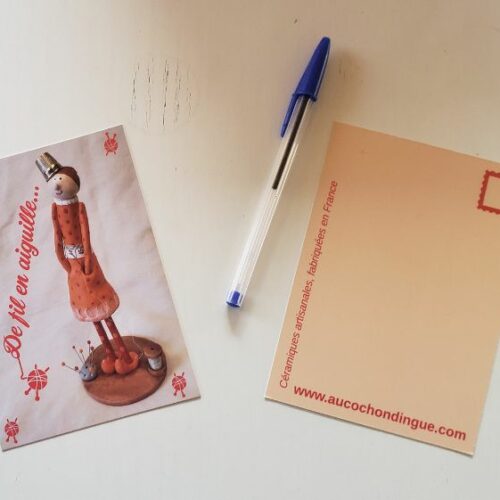 Carte postale couturière céramique Carte postale couturière céramique
