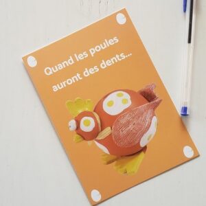 Carte postale poule céramique